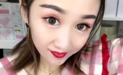 染染小姐姐,时尚潮流的引领者与魅力四射的时尚偶像