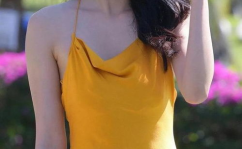 黄子小姐姐,闪耀舞台的青春偶像